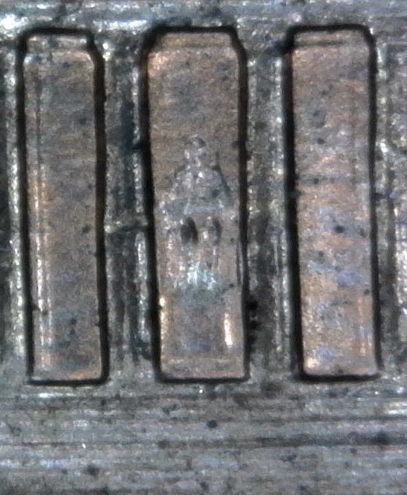 2005-P-Lincoln-Memorial-Cent-With-Decent-Column-Bar-DDR-Right-Side